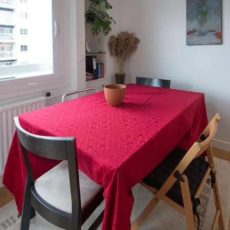 Nice Flat Between Republique And Bastille
