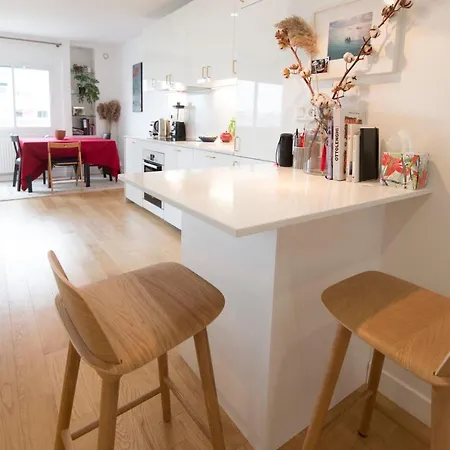 Nice Flat Between Republique And Bastille
